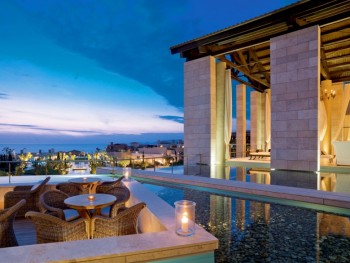 The Romanos, Costa Navarino 5*