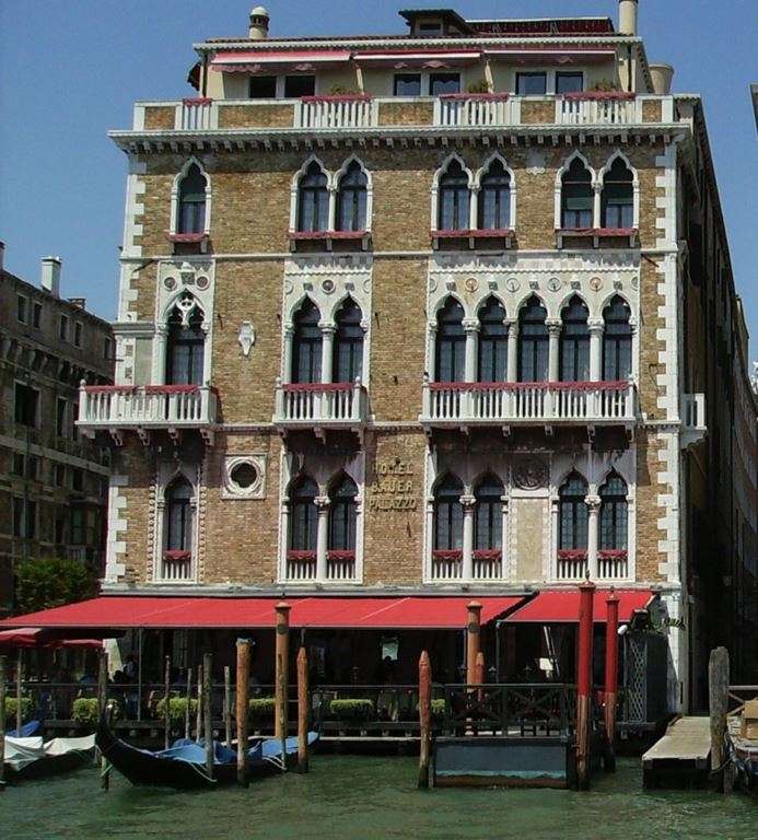 Bauers L&#039;Hotel