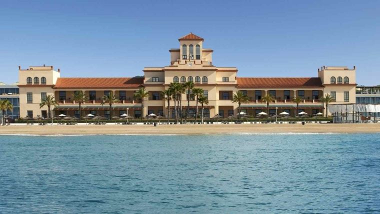 Le Meridien Ra Beach Hotel &amp; Spa