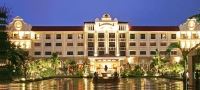 Raffles Grand Hotel d'Angkor de Luxe